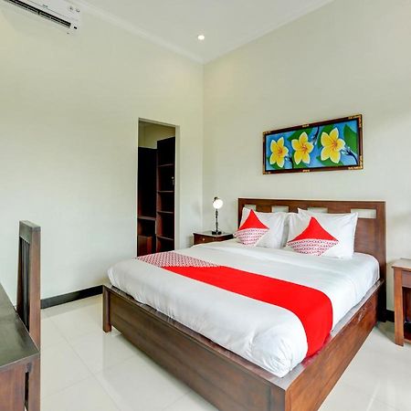 Oyo 90116 Carik Bali Guest House Canggu Екстериор снимка