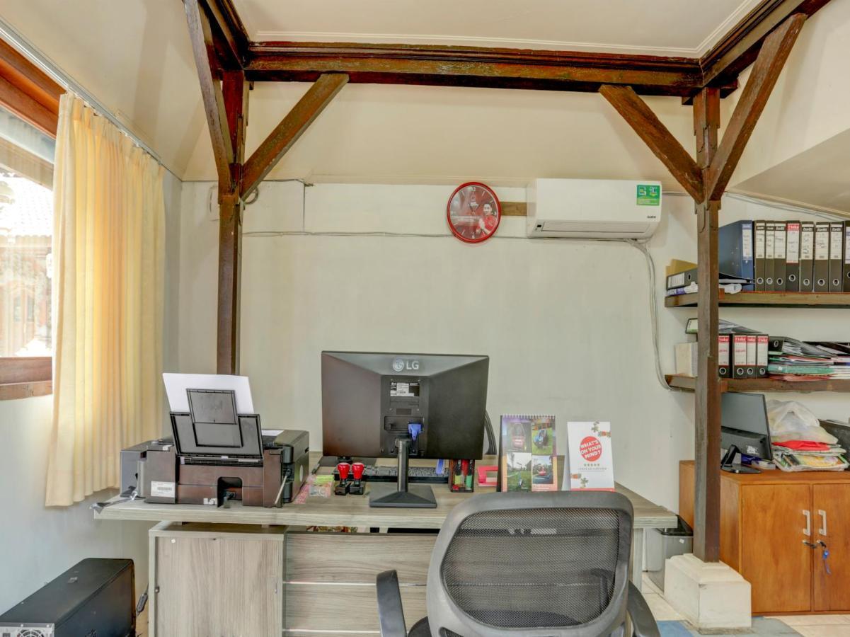 Oyo 90116 Carik Bali Guest House Canggu Екстериор снимка