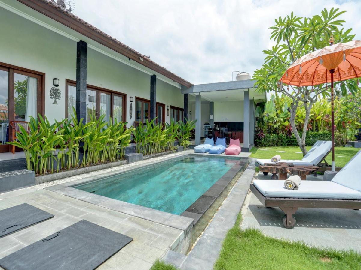 Oyo 90116 Carik Bali Guest House Canggu Екстериор снимка