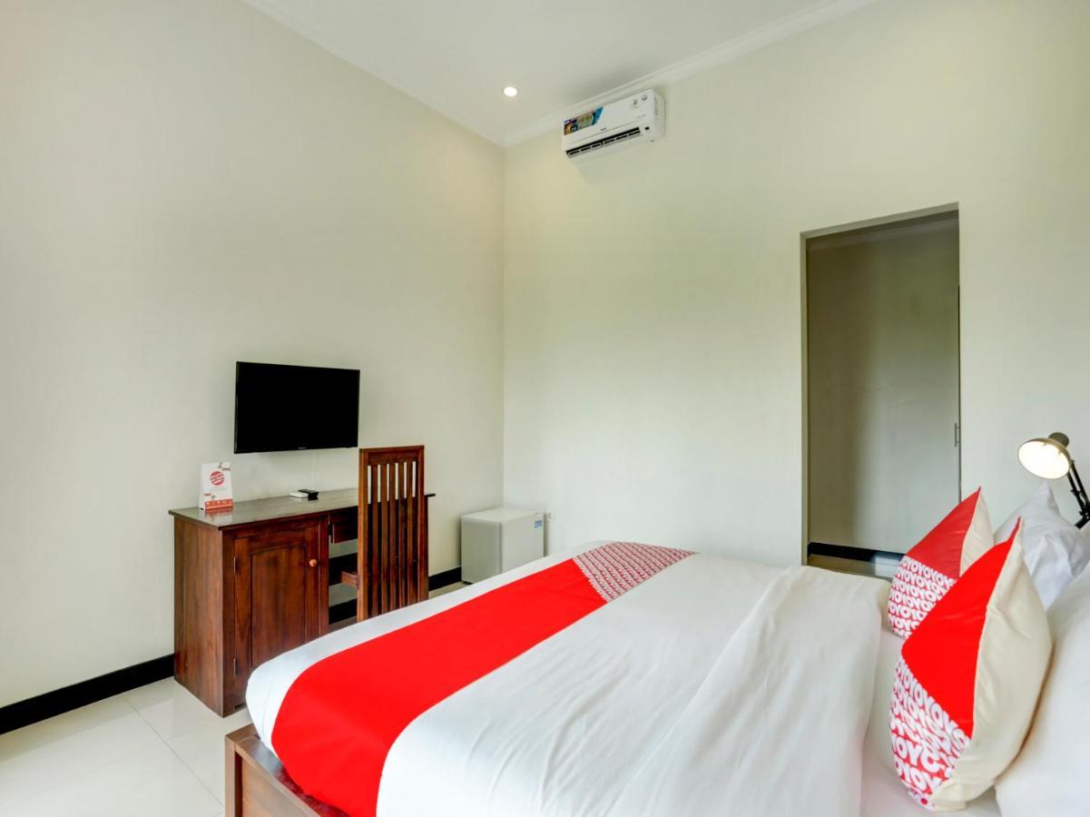 Oyo 90116 Carik Bali Guest House Canggu Екстериор снимка