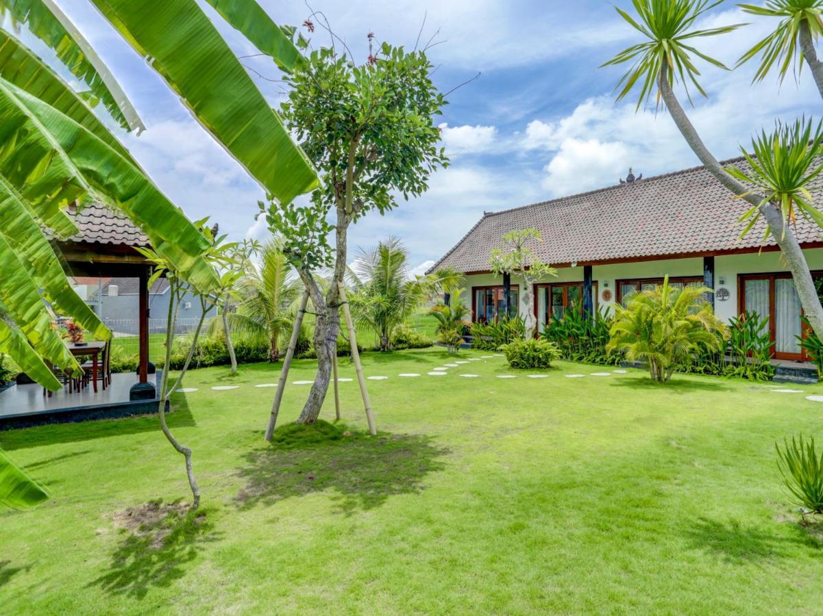 Oyo 90116 Carik Bali Guest House Canggu Екстериор снимка